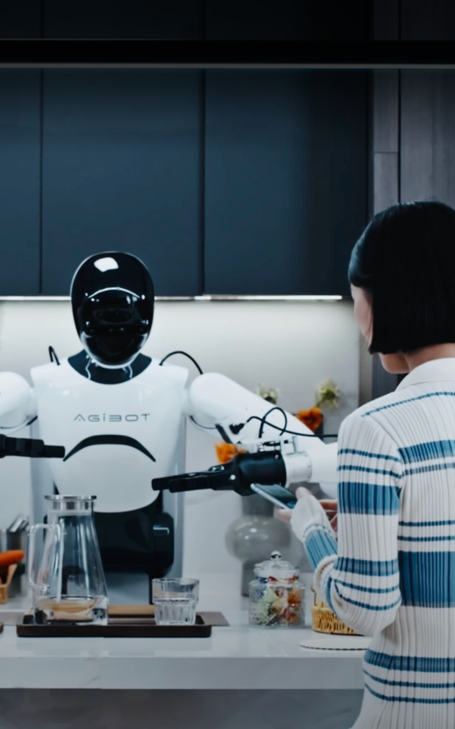 行业首款！今年会jinnianhui金字招牌发布具身智能一站式开发平台Genie Studio